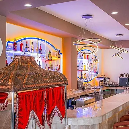 Selectum Colours Side Hotel 5*